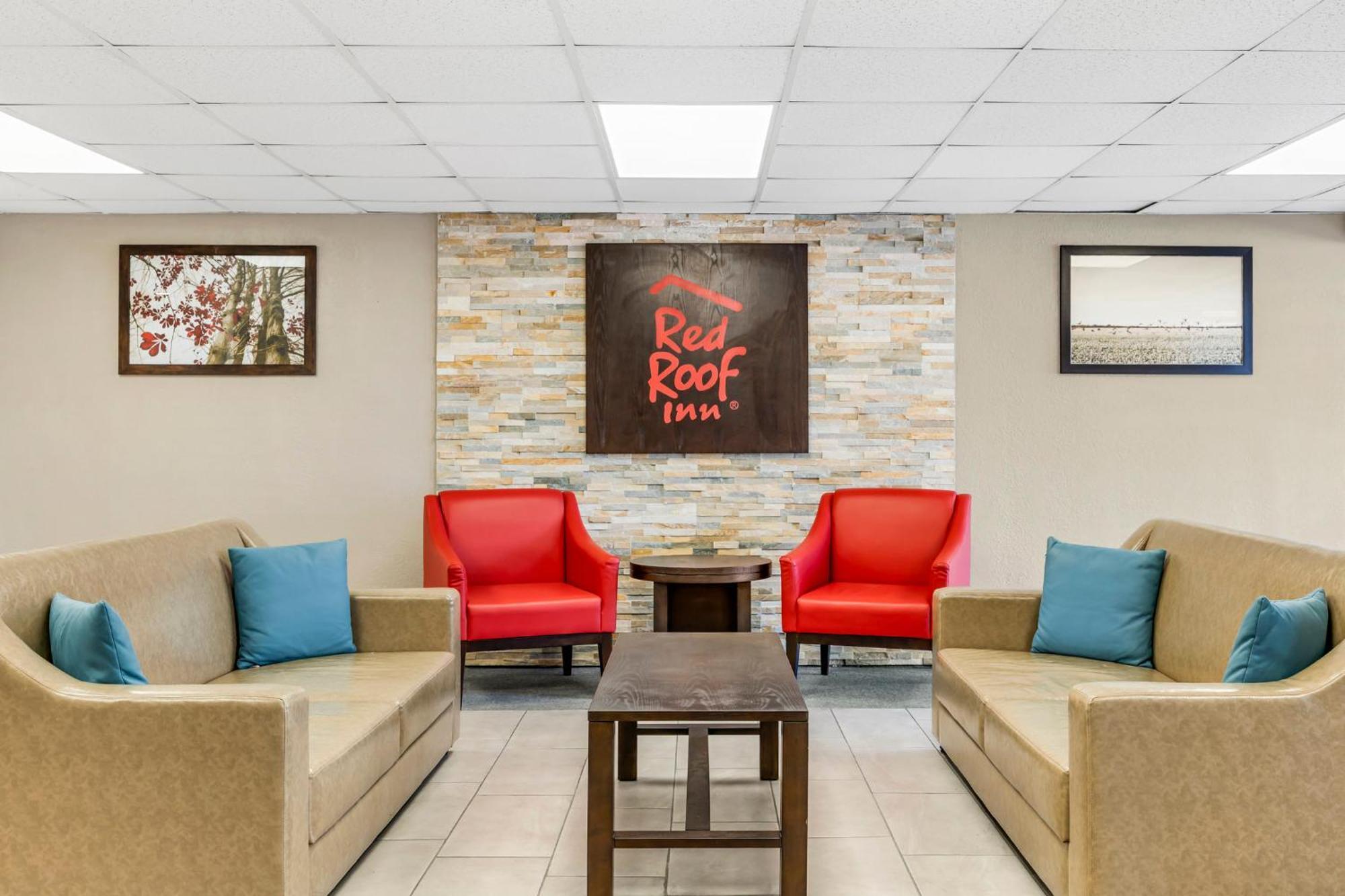 Red Roof Inn Страудсберг Экстерьер фото